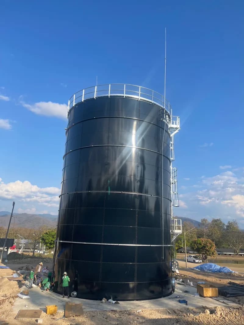 Water tank 15