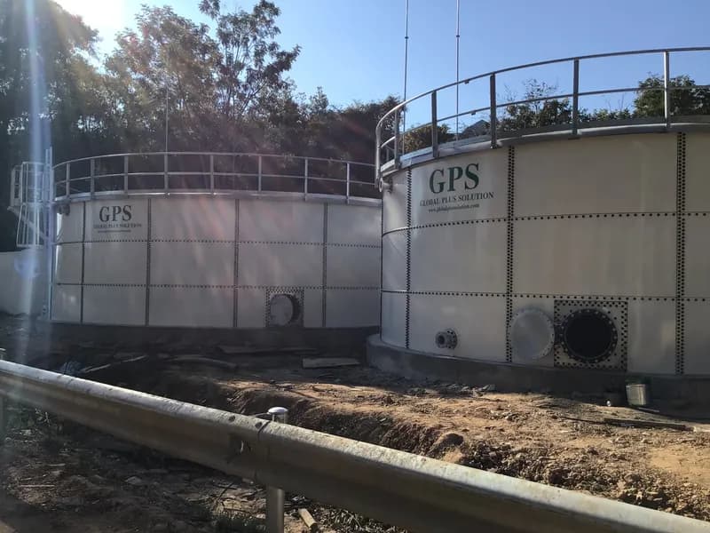 Water tank 8